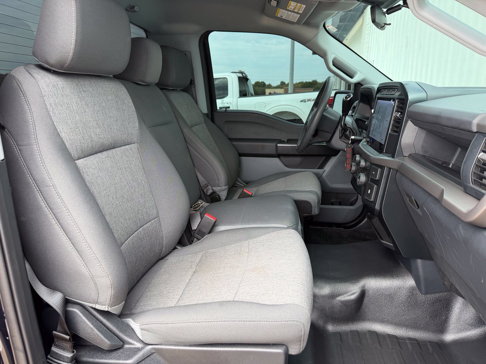 Used 2024 Ford F150 XL RWD image 21