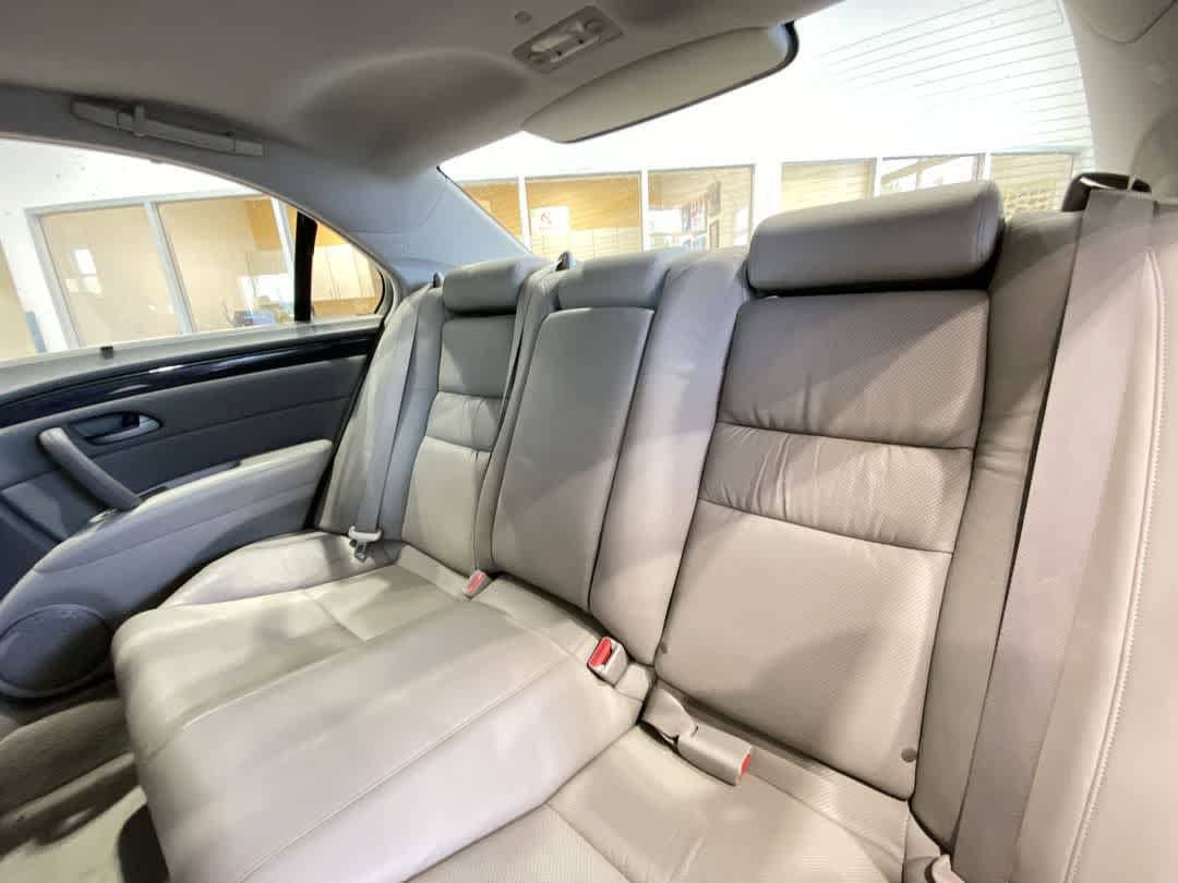 Used 2010 Acura RL AWD/4WD image 26