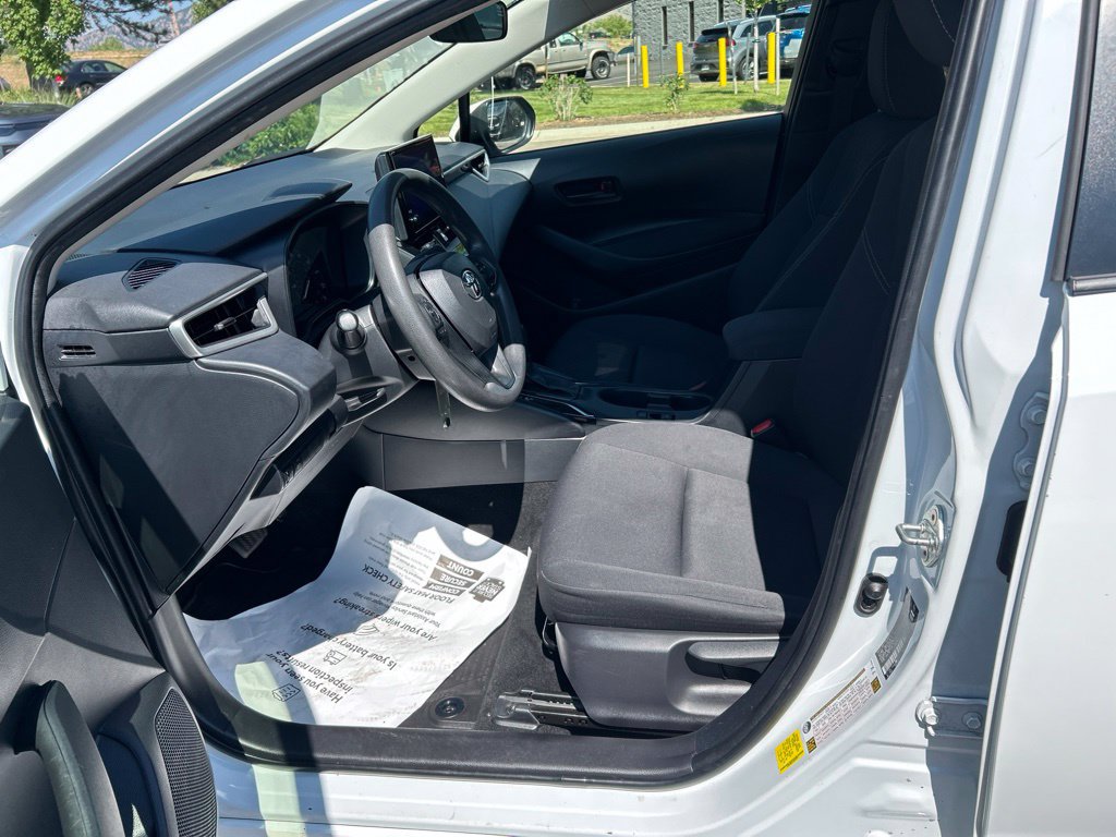 Used 2024 Toyota Corolla LE FWD image 23