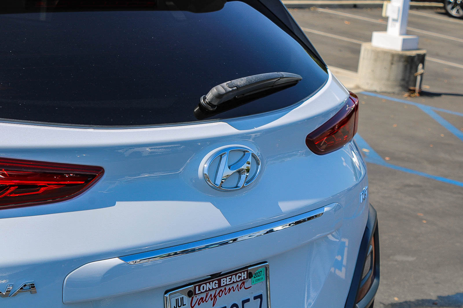 Used 2019 Hyundai Kona Limited FWD image 11