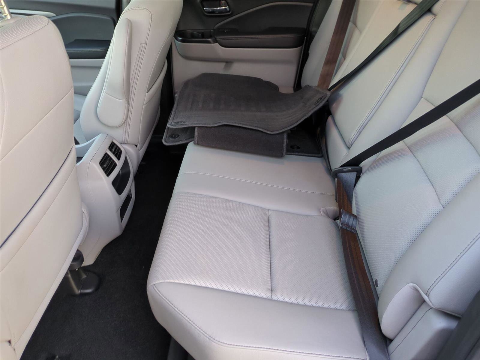 Used 2021 Honda Ridgeline RTL-E image 16
