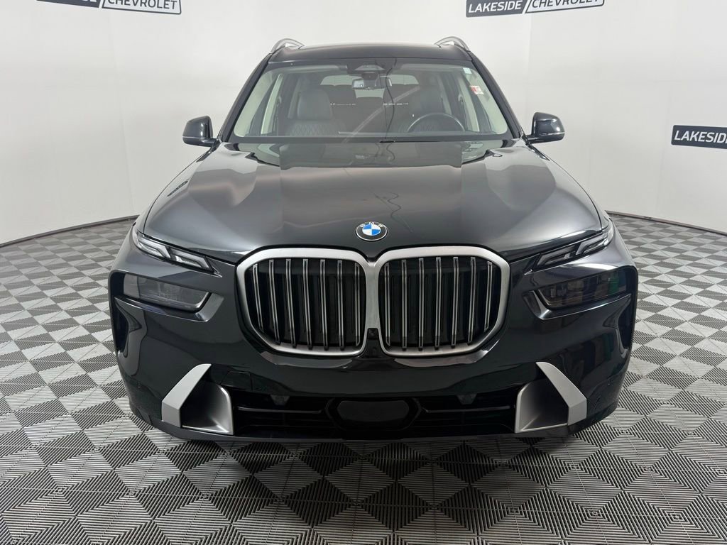 Used 2025 BMW X7 xDrive40i image 9