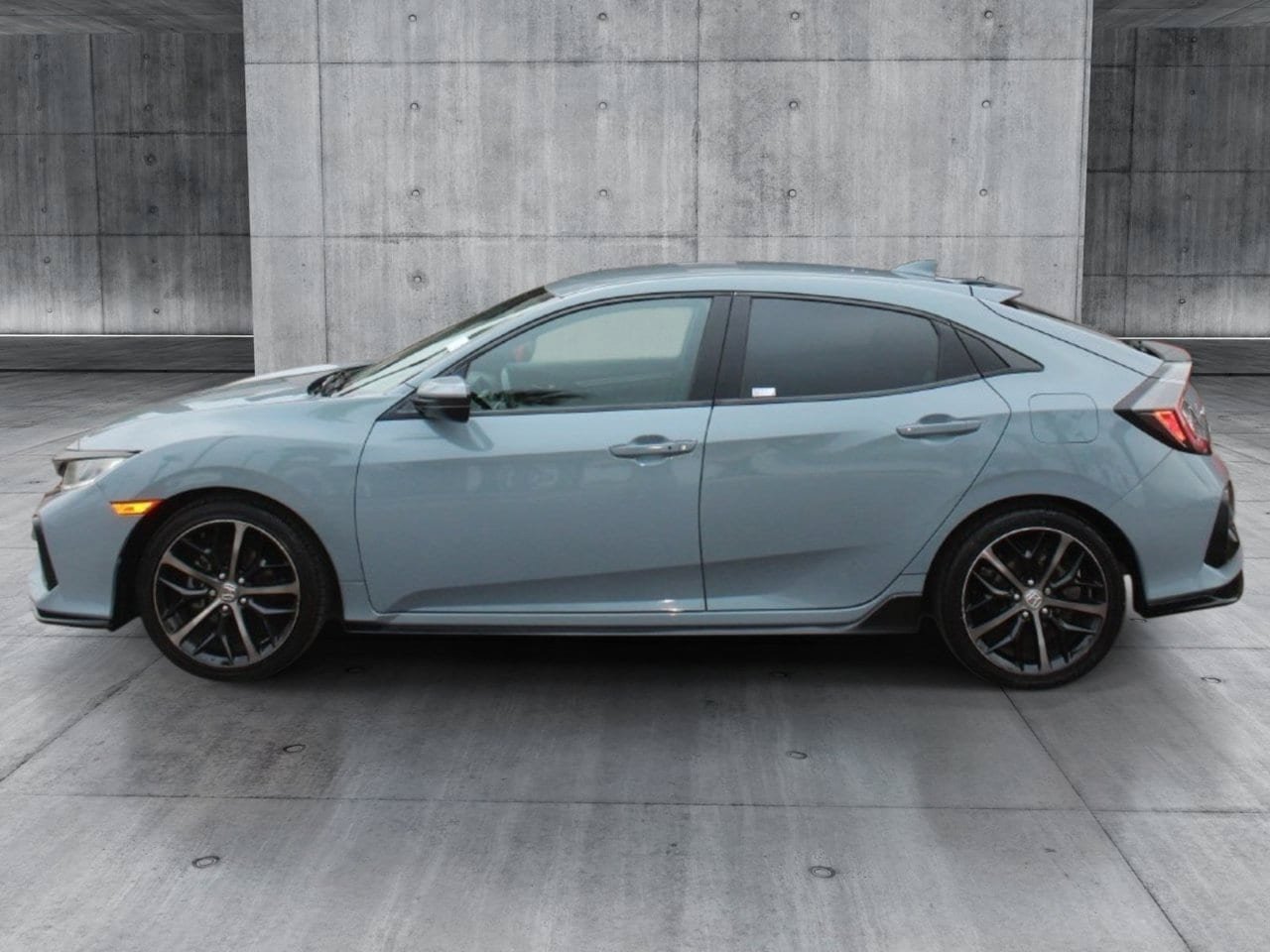 Used 2020 Honda Civic Sport image 29