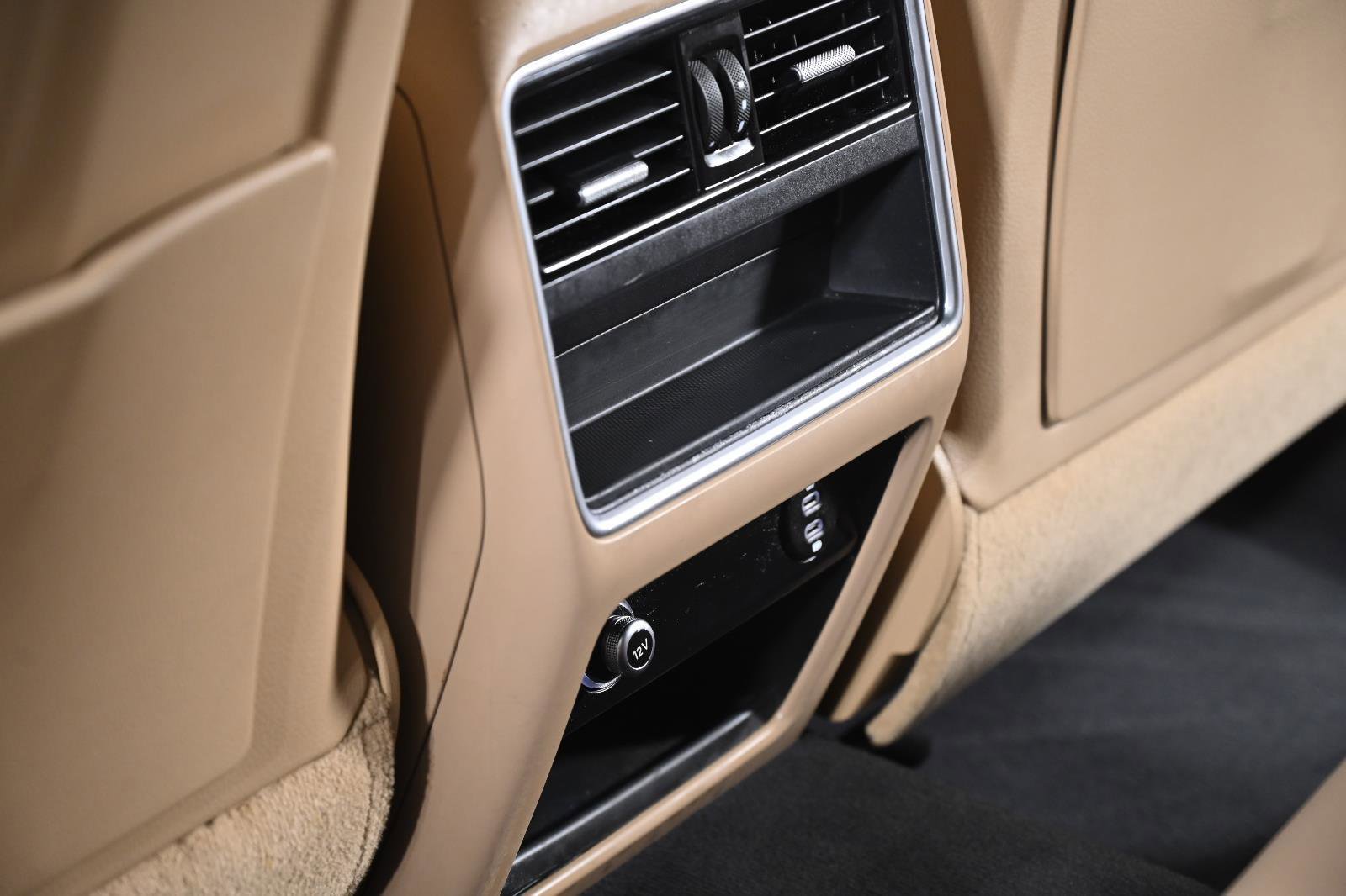 Used 2023 Porsche Cayenne image 28