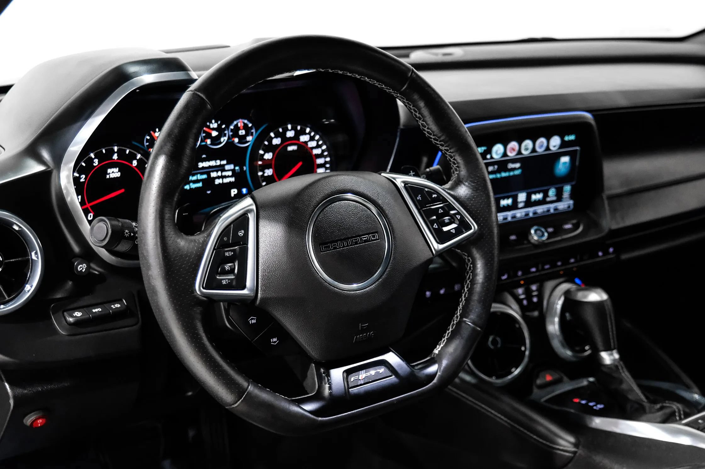 Used 2017 Chevrolet Camaro SS RWD image 20