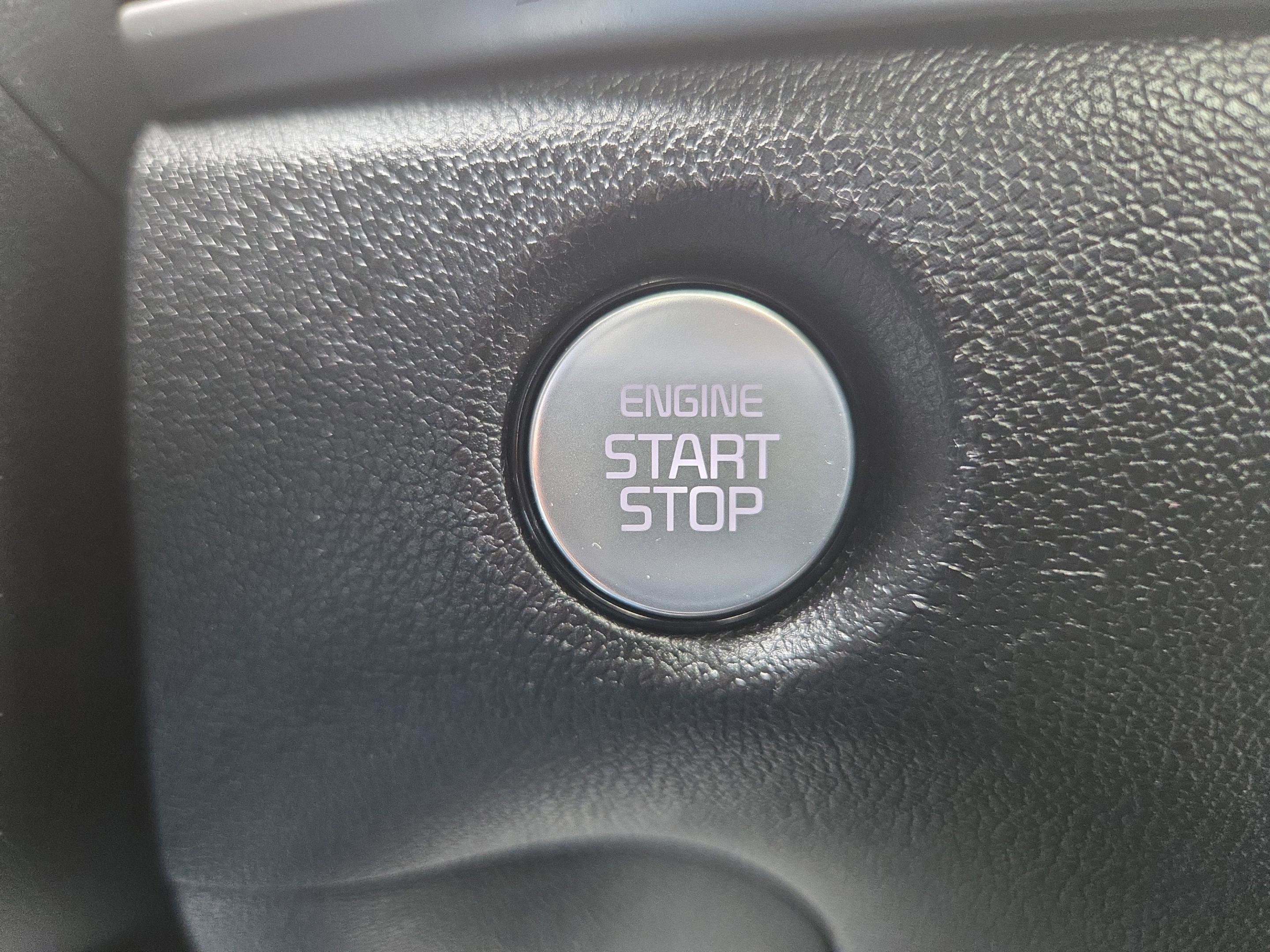 Used 2025 Kia Sorento S w/ Panoramic Sunroof Package FWD image 23