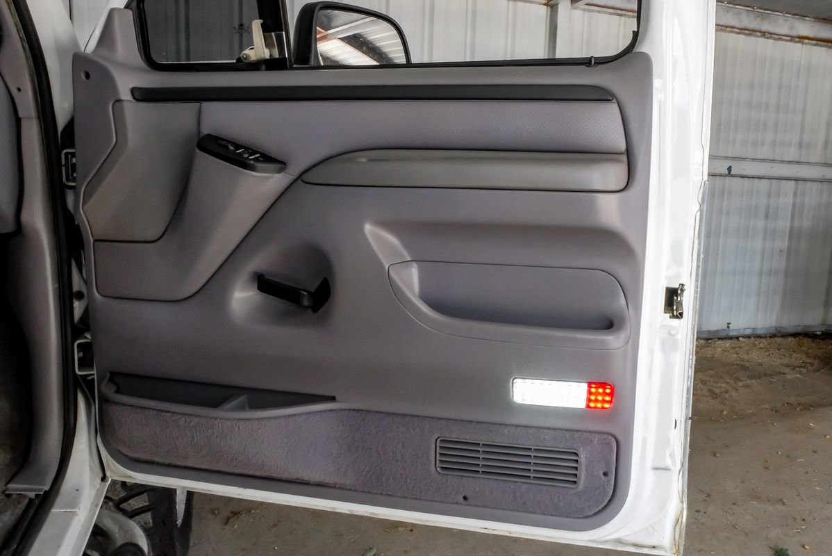 Used 1996 Ford Bronco XLT AWD/4WD image 39