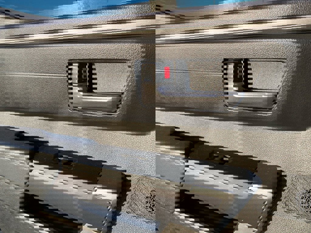 Used 2025 Toyota Tundra SR5 w/ SR5 Premium Package image 8