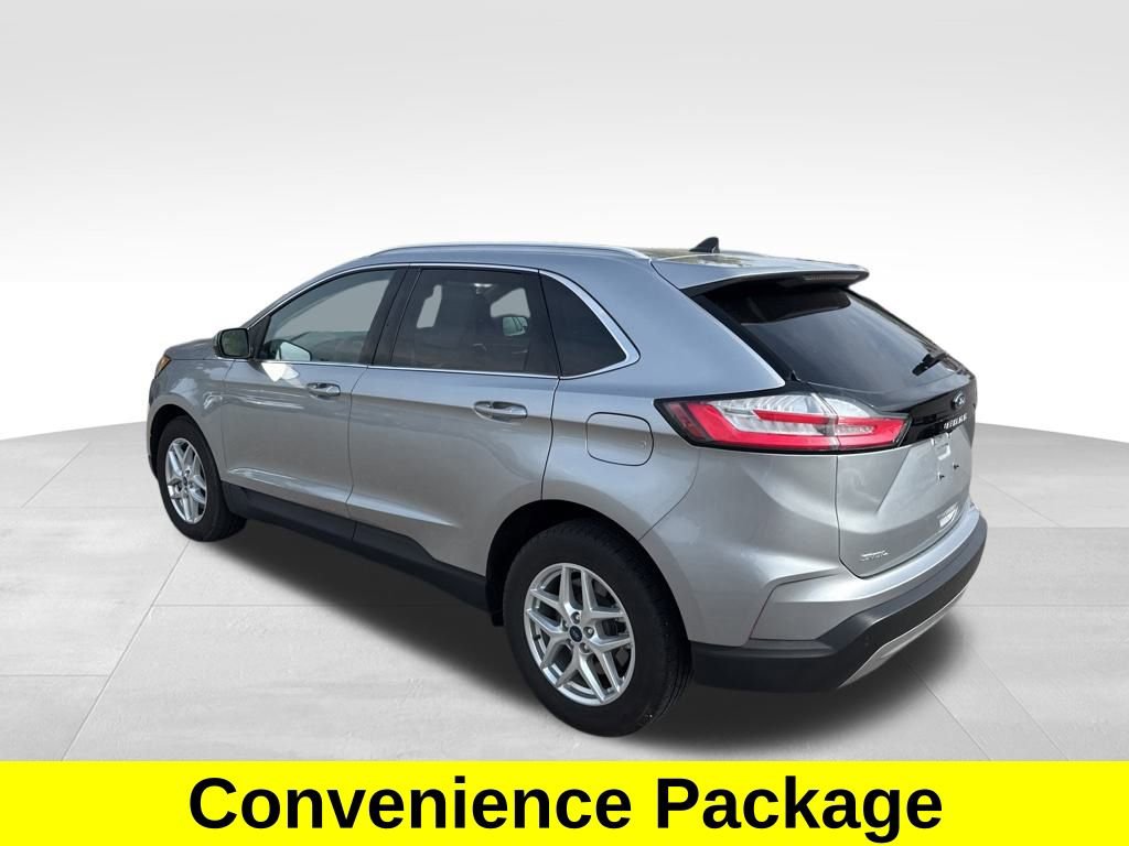 Used 2022 Ford Edge SEL w/ Convenience Package image 3