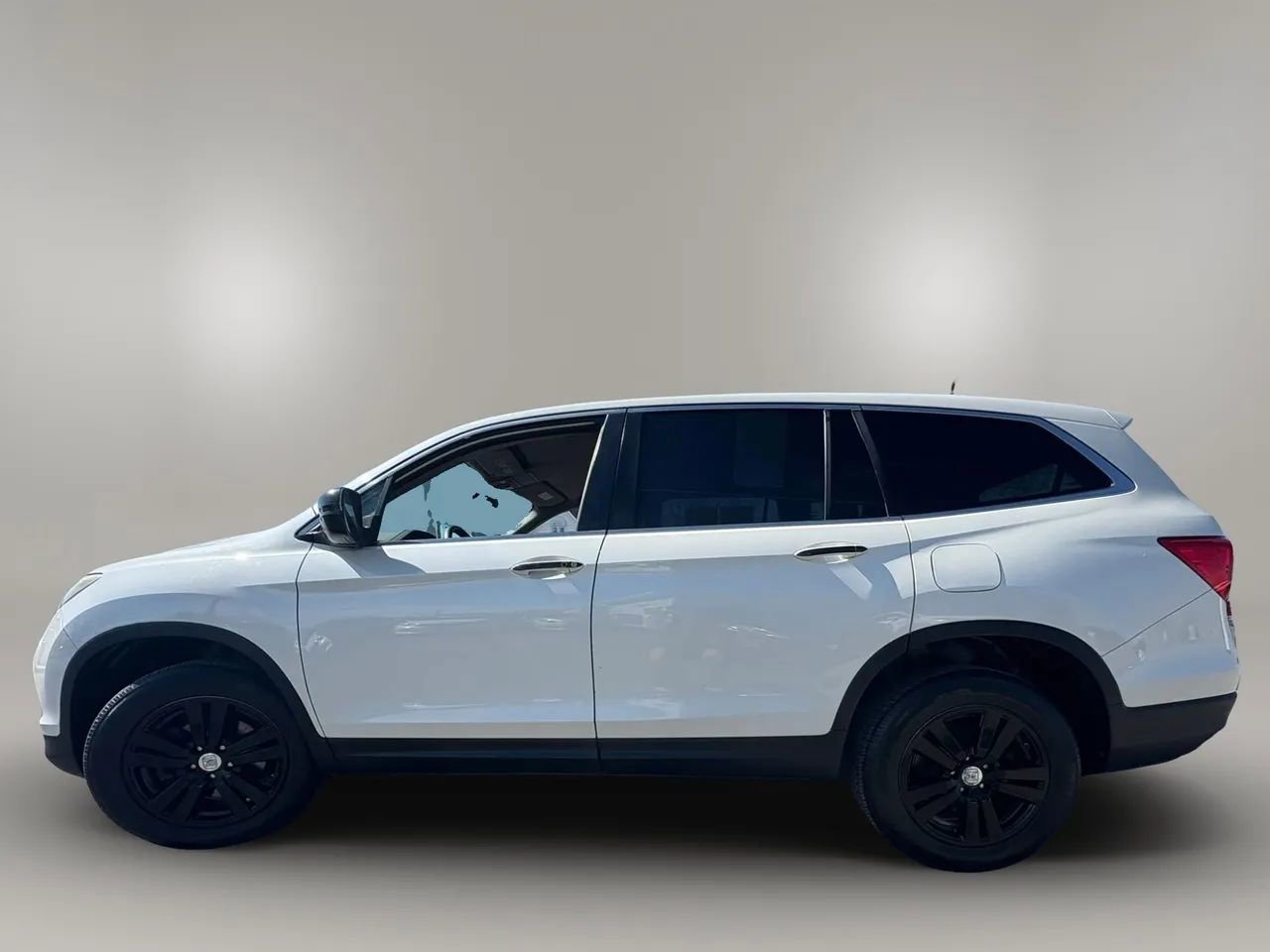 Used 2016 Honda Pilot EX image 4