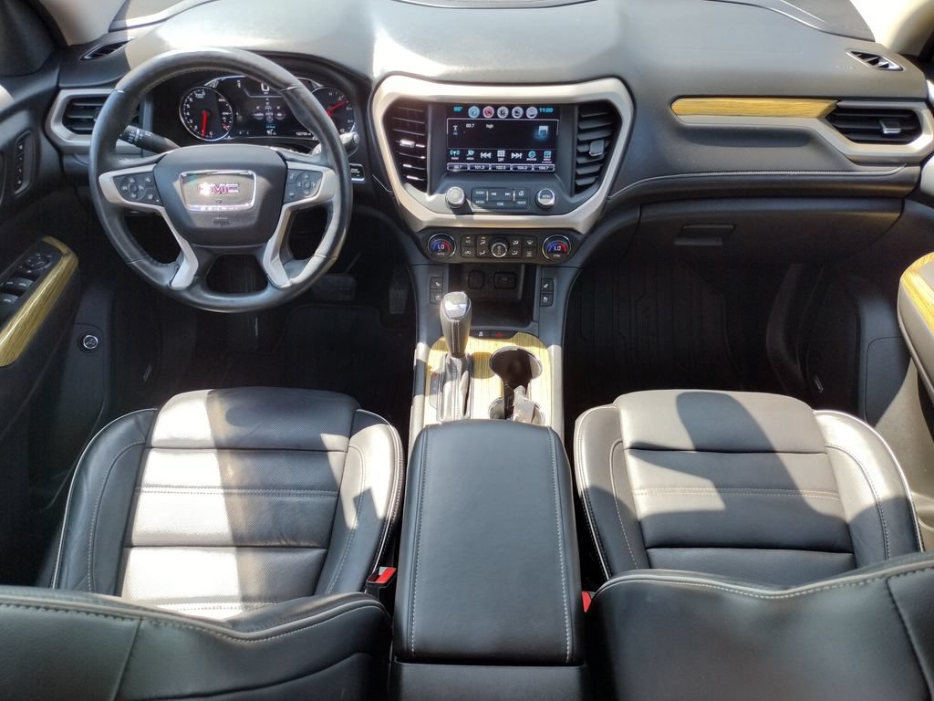 Used 2017 GMC Acadia Denali w/ Technology Package AWD/4WD image 16