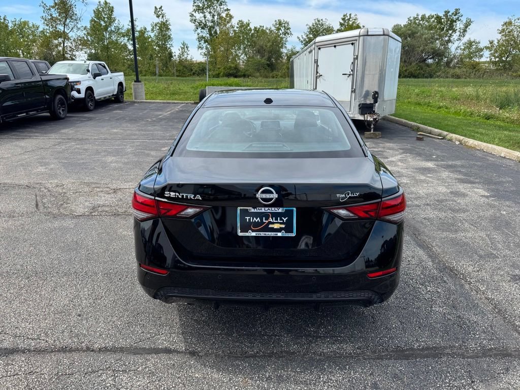 Used 2025 Nissan Sentra SV FWD image 6