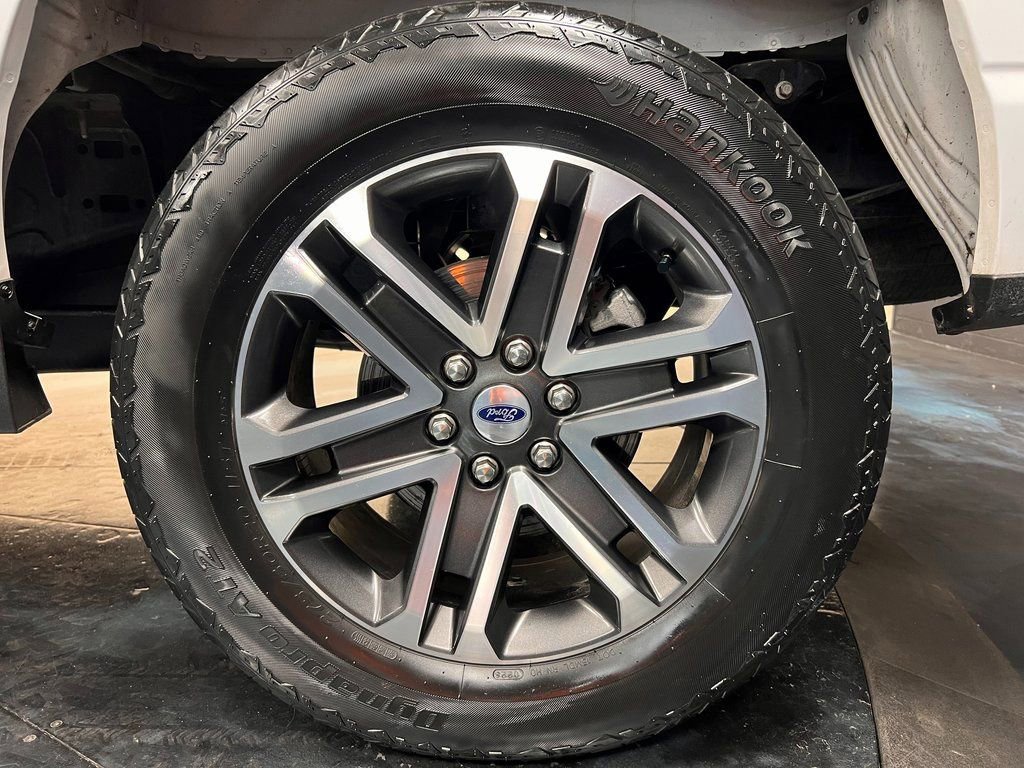 Used 2023 Ford F150 XLT image 23