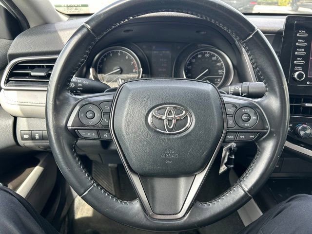 Used 2023 Toyota Camry SE FWD image 11