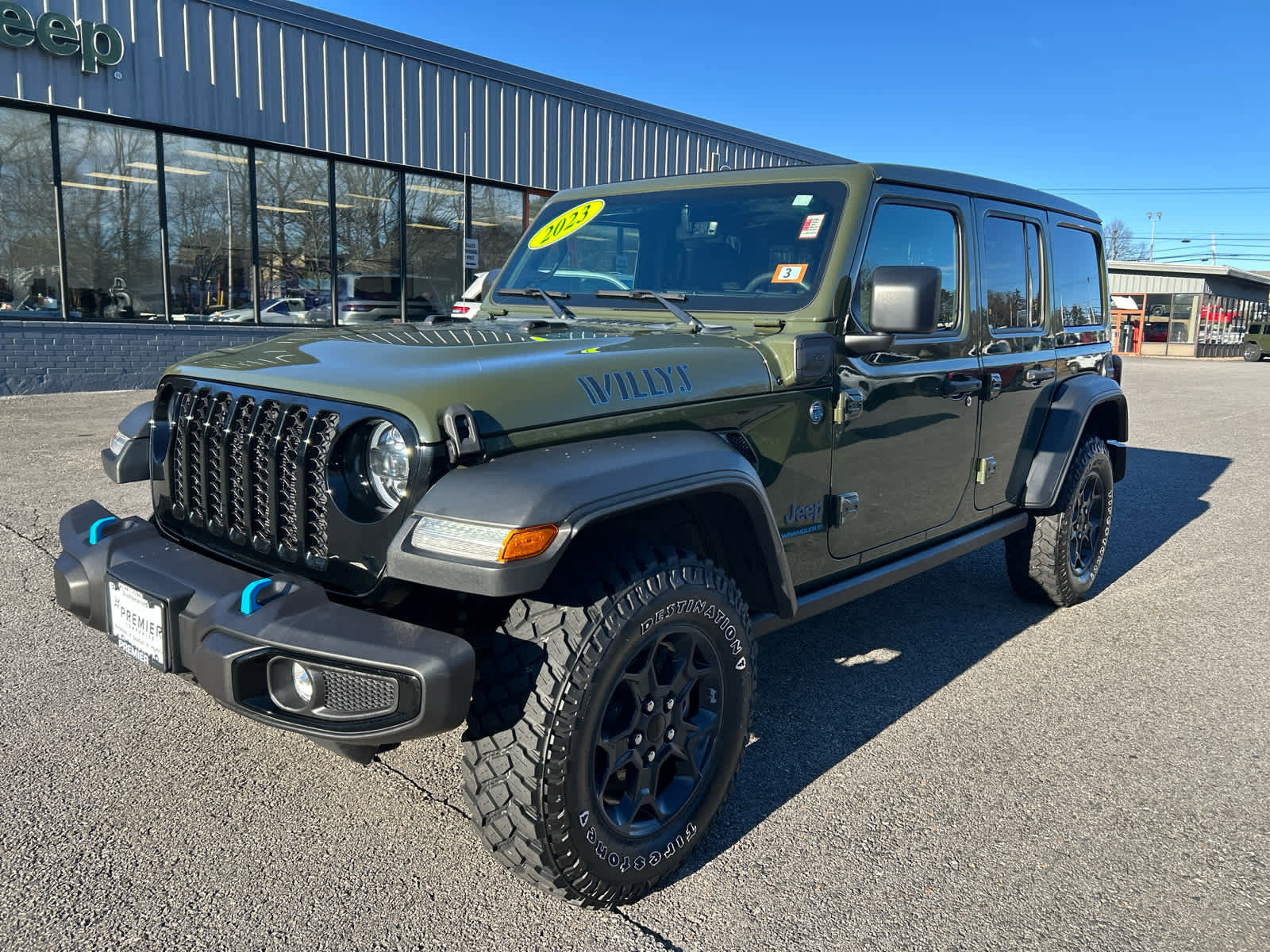 Used 2023 Jeep Wrangler Unlimited w/ Sun & Screen Package image 14