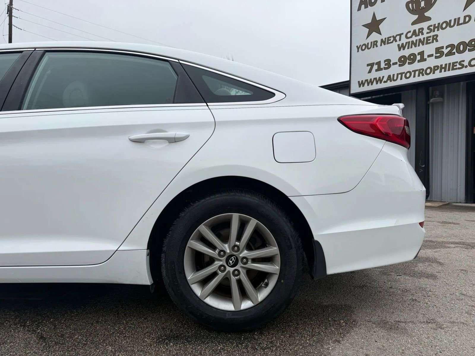 Used 2015 Hyundai Sonata SE w/ Option Group 09 image 31