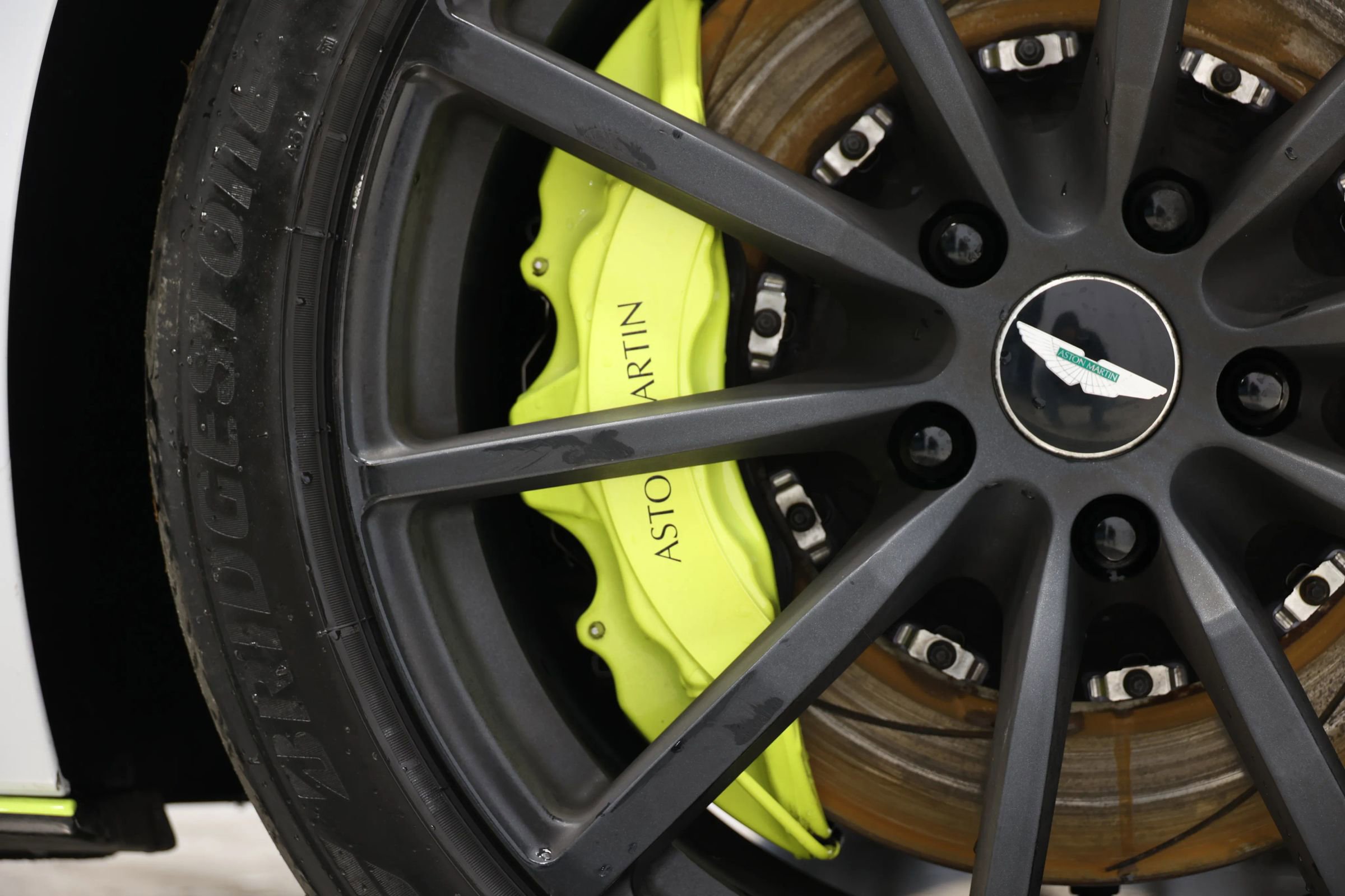 Used 2020 Aston Martin DB11 AMR image 87