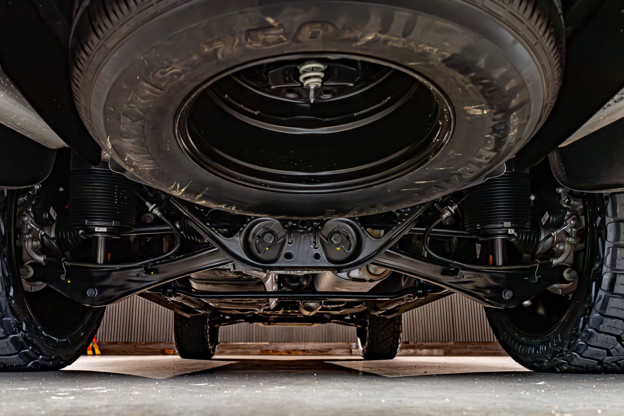 Used 2026 GMC Yukon XL AT4 w/ AT4 Premium Plus Package image 14