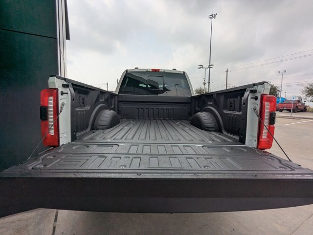 Used 2026 Ford F250 Lariat w/ Chrome Package image 6