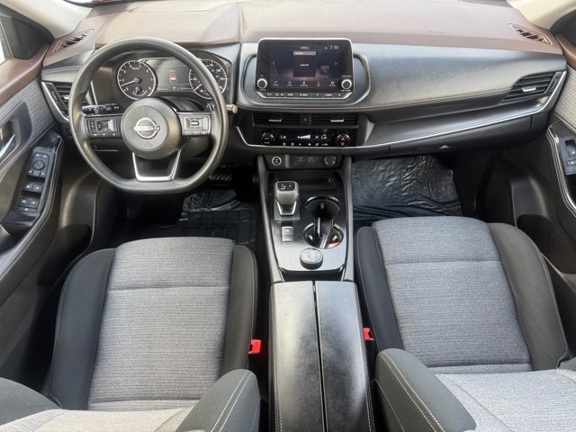 Used 2023 Nissan Rogue SV AWD/4WD image 13