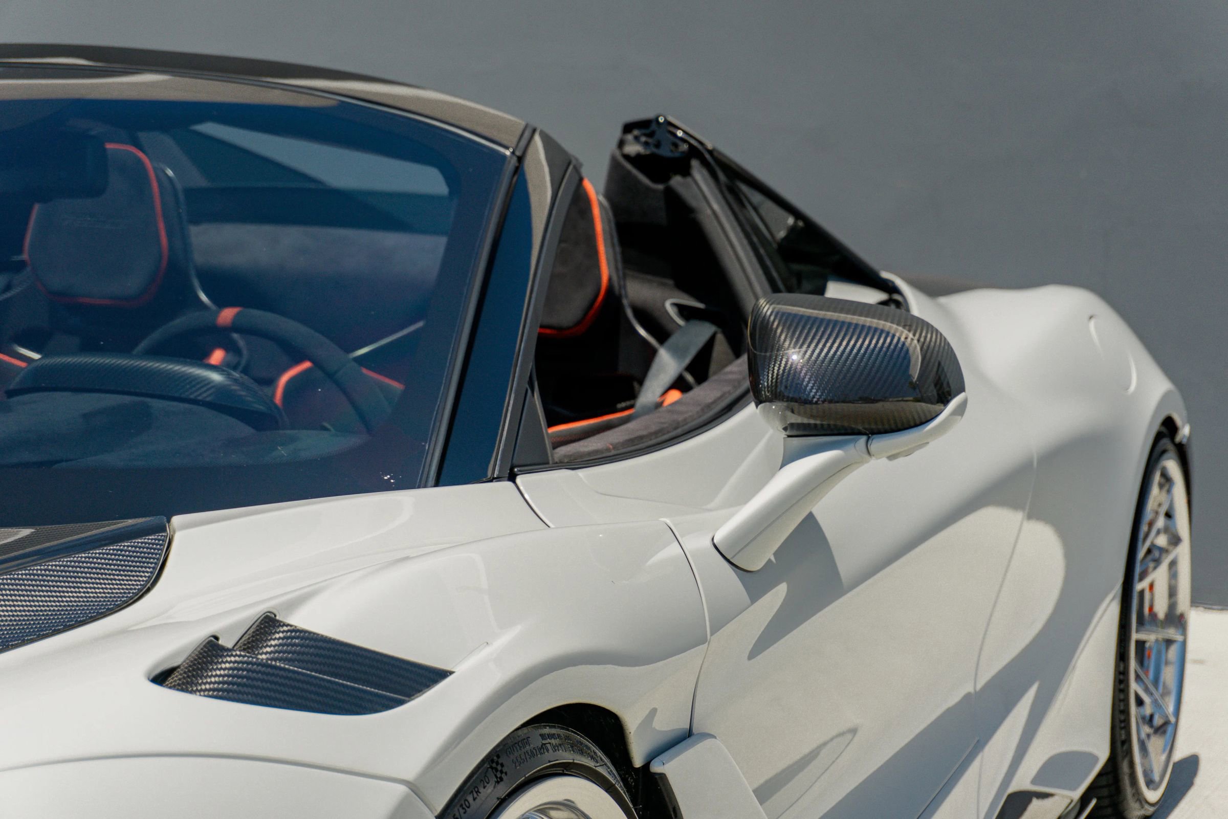 Used 2022 McLaren 765LT RWD image 36