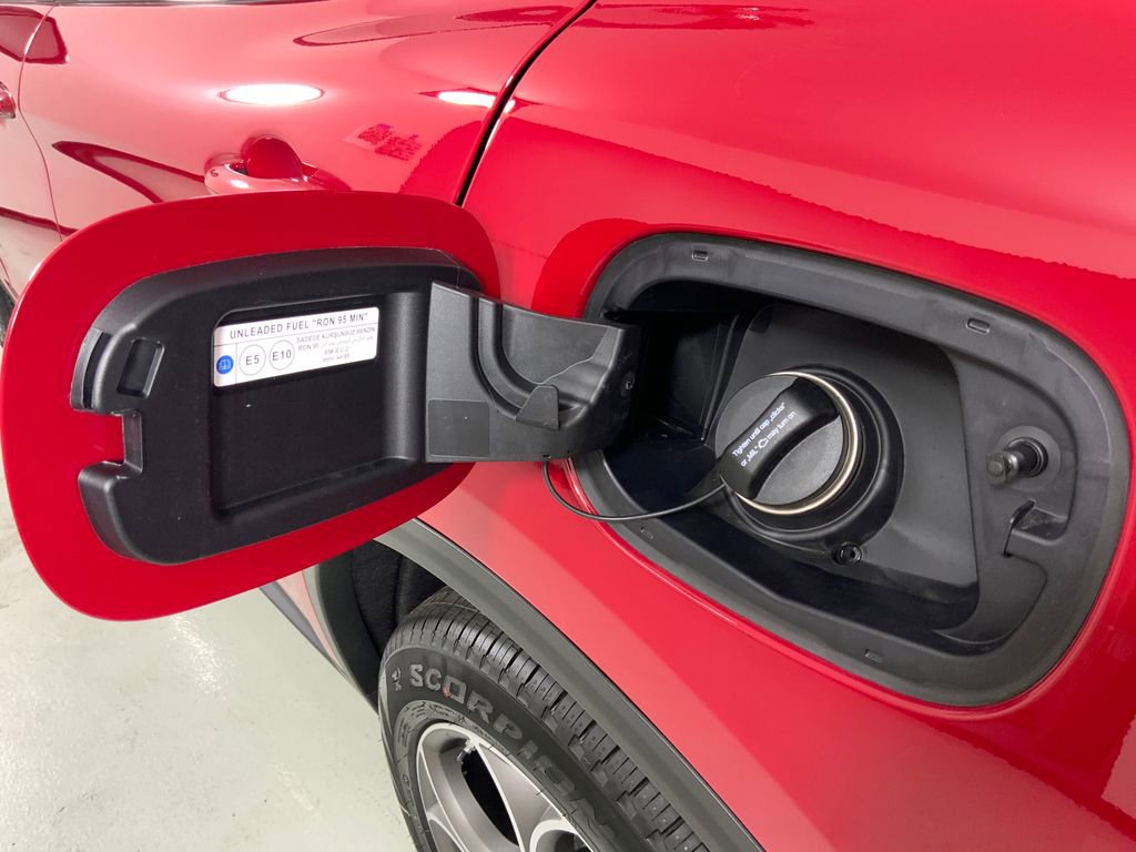 New 2025 Alfa Romeo Stelvio Sprint w/ Convenience Package AWD/4WD image 10