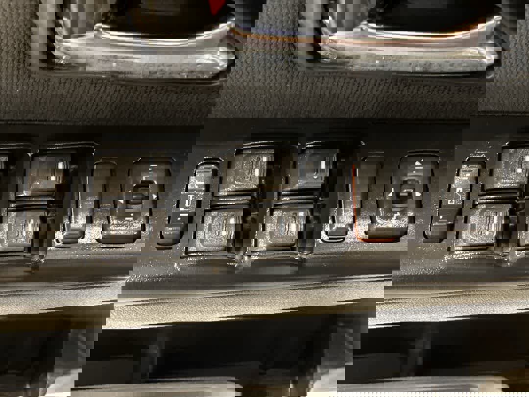 Used 2008 GMC Canyon SLE image 15