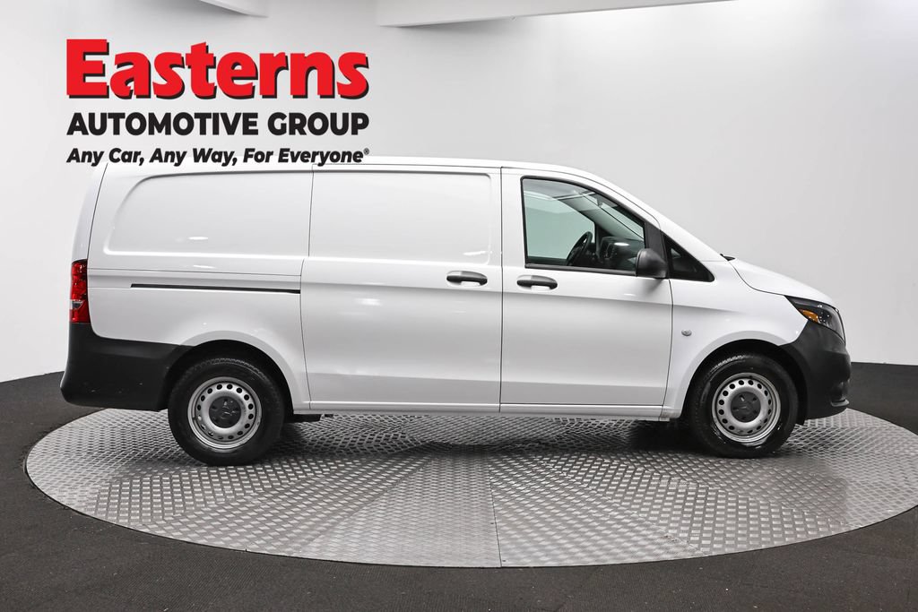 Used 2022 Mercedes-Benz Metris image 4