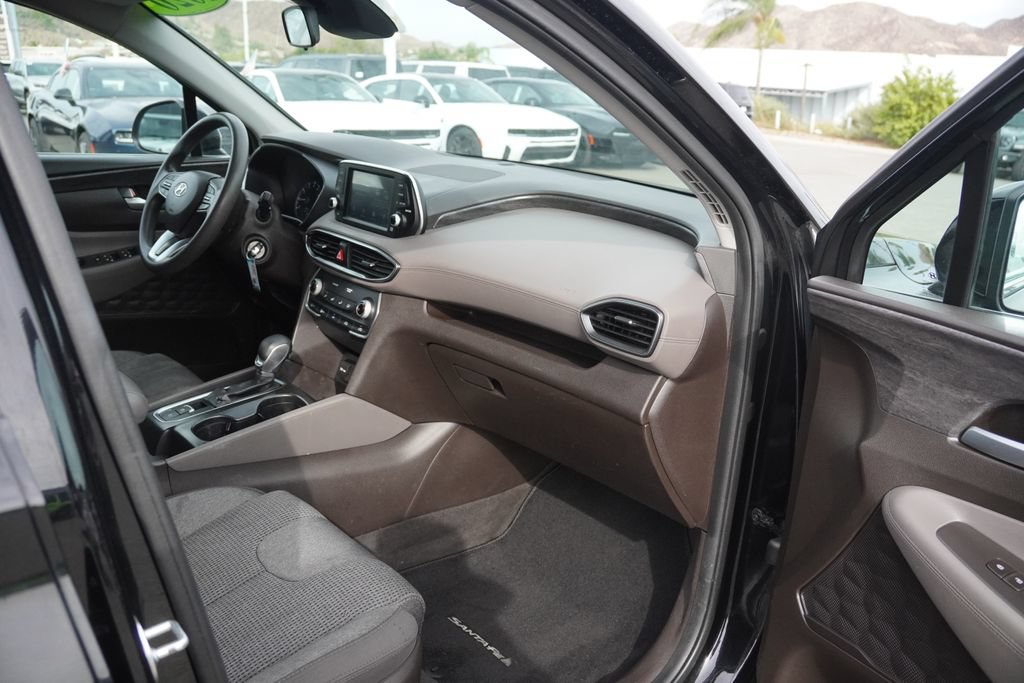 Used 2020 Hyundai Santa Fe SE FWD image 31