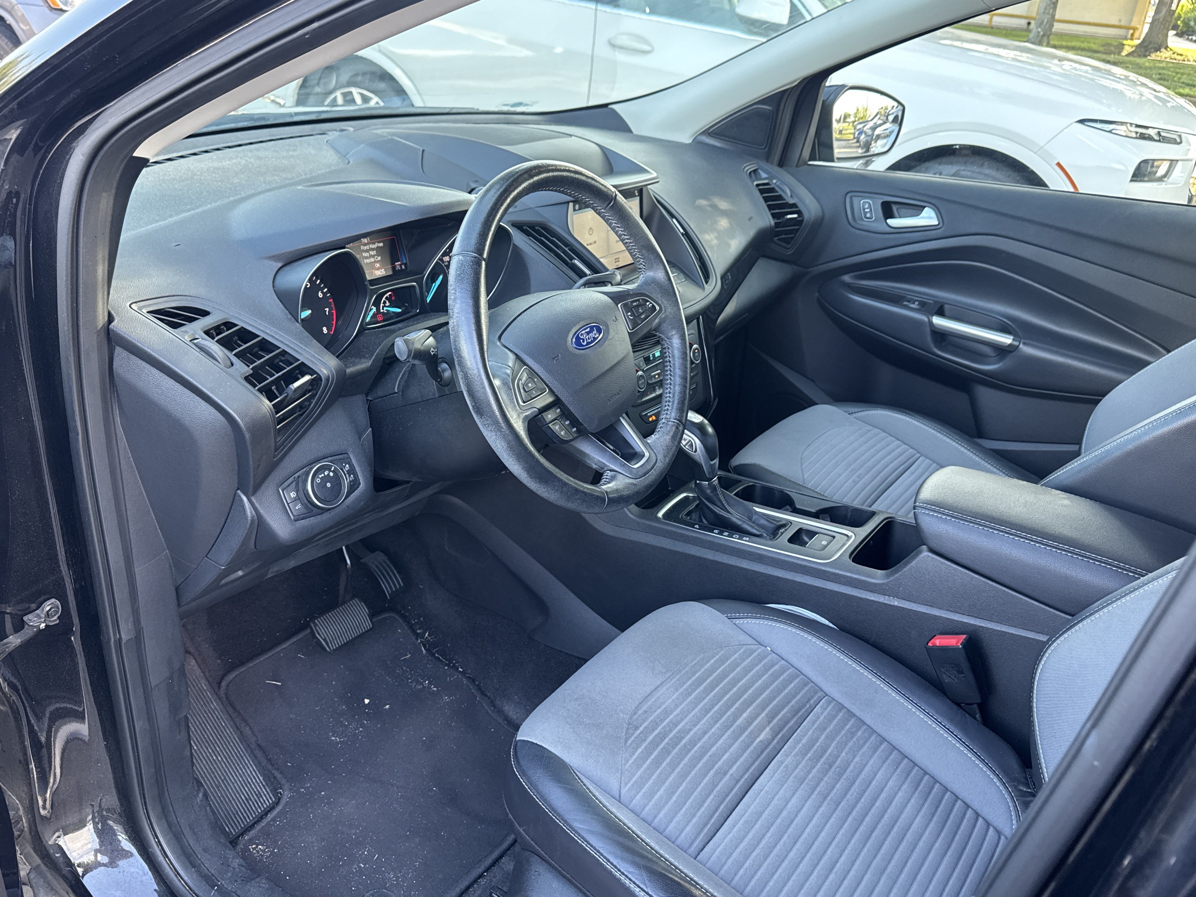 Used 2019 Ford Escape SE AWD/4WD image 5