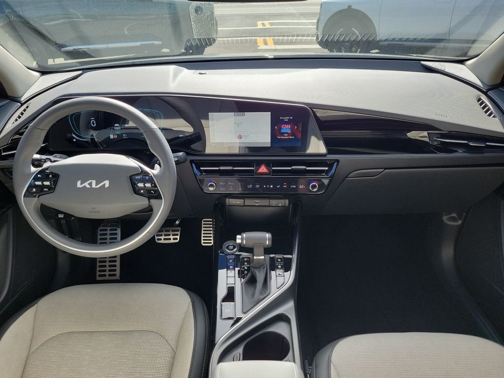 New 2026 Kia Niro SX Touring FWD image 18