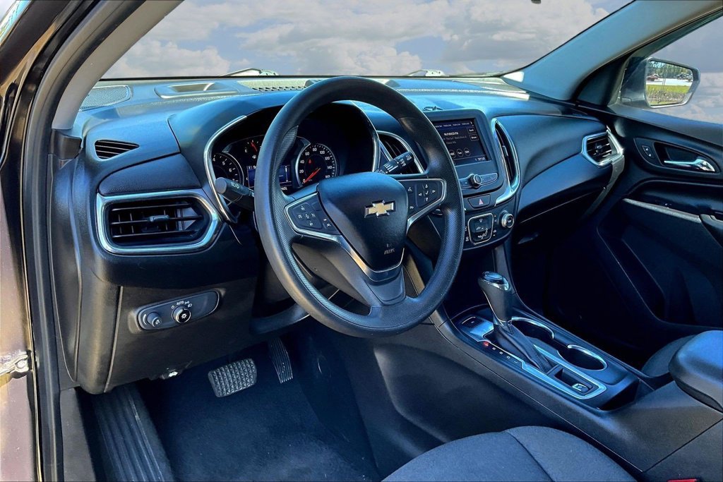 Used 2020 Chevrolet Equinox LT AWD/4WD image 19