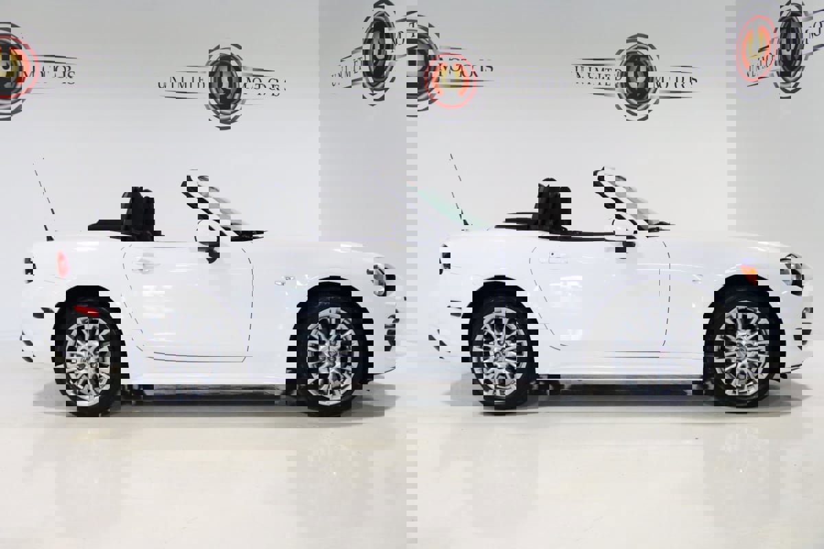 Used 2017 FIAT 124 Spider Classica image 7