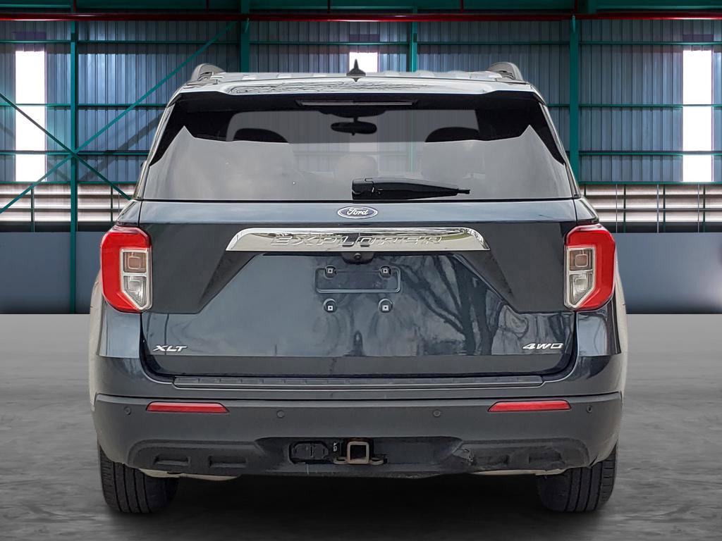 Used 2022 Ford Explorer XLT w/ Class IV Trailer Tow Package AWD/4WD image 4