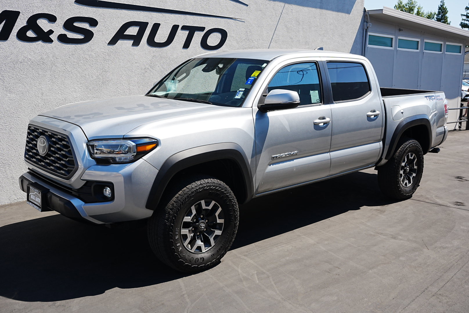 Used 2022 Toyota Tacoma TRD Off-Road image 7
