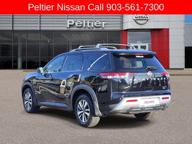 Used 2022 Nissan Pathfinder SL FWD image 4