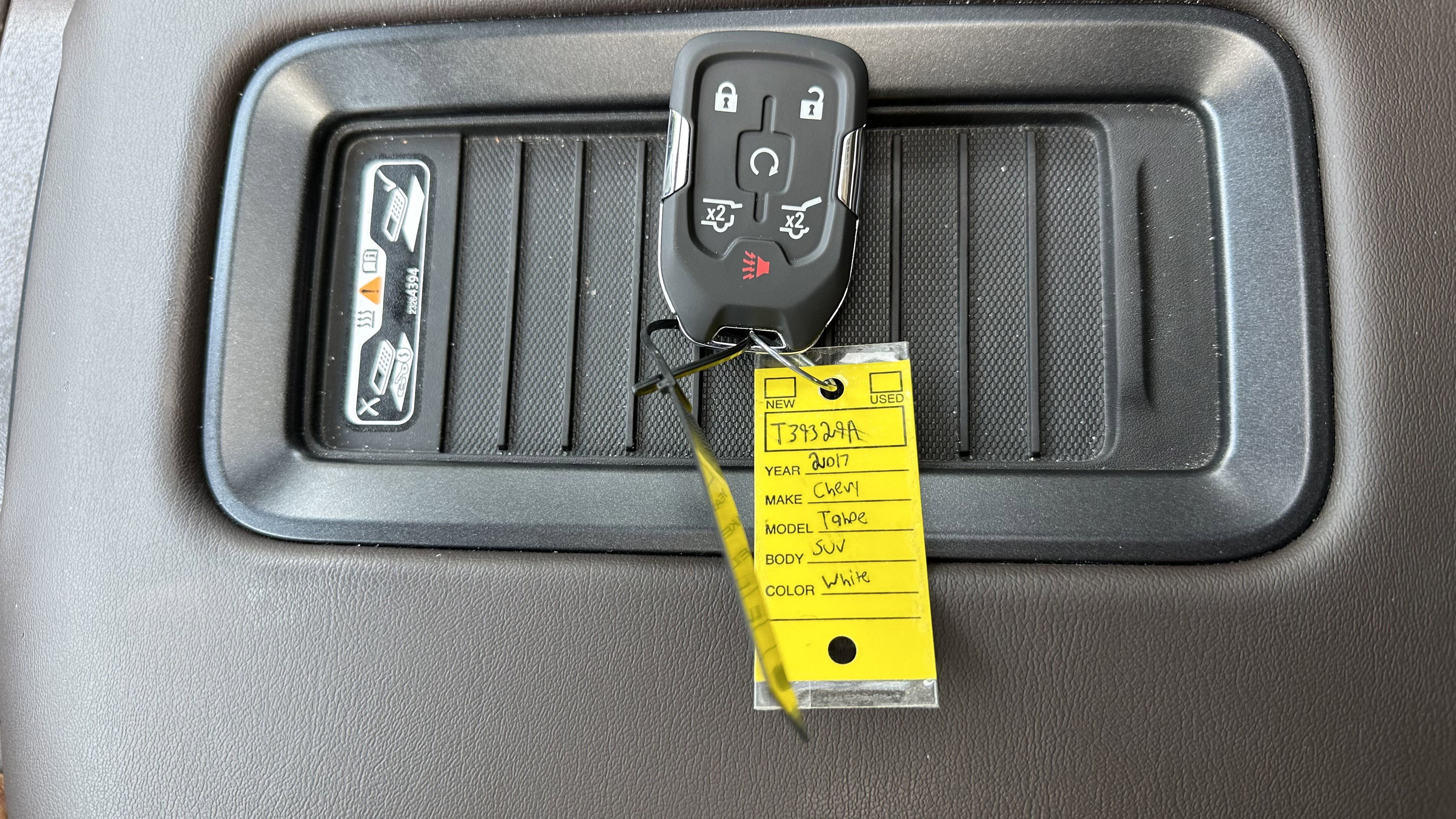 Used 2017 Chevrolet Tahoe Premier AWD/4WD image 35