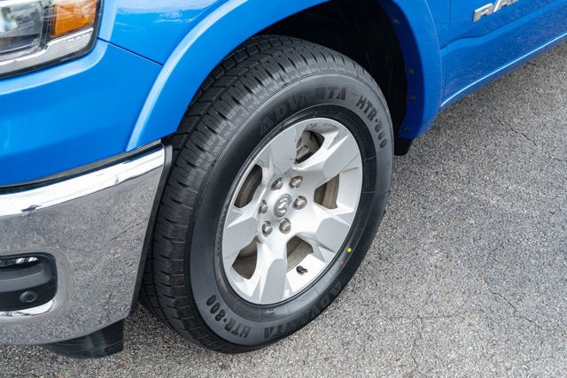 Certified 2025 RAM 1500 Big Horn AWD/4WD image 9