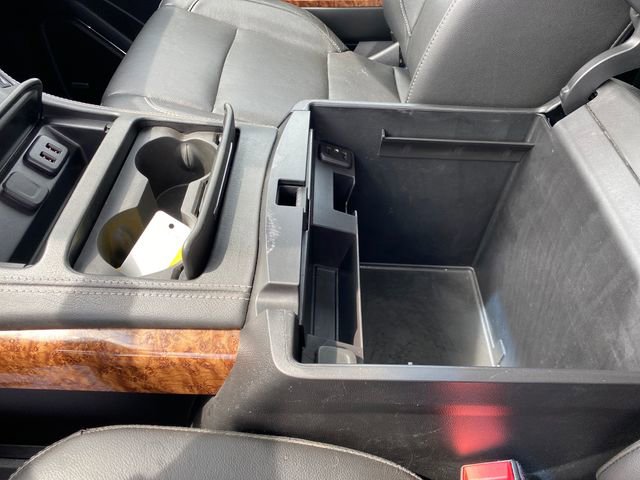 Used 2019 Chevrolet Tahoe Premier AWD/4WD image 14