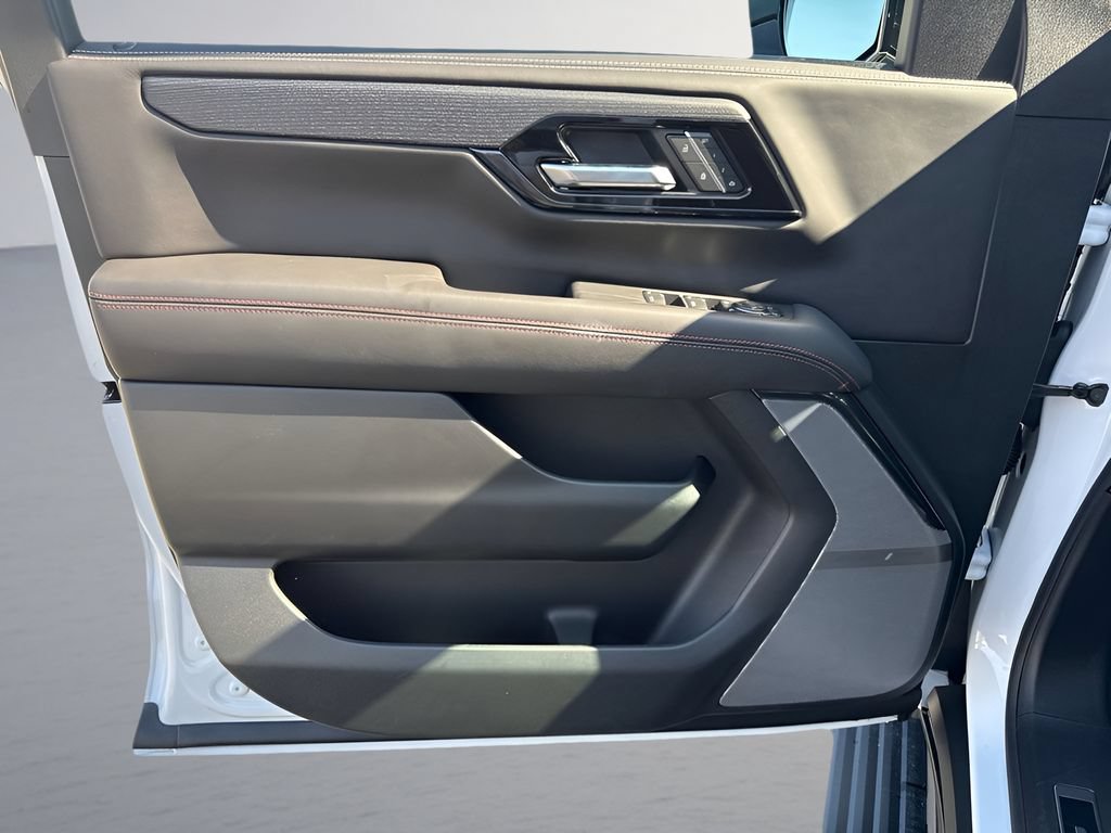 New 2026 GMC Yukon AT4 Ultimate AWD/4WD image 29
