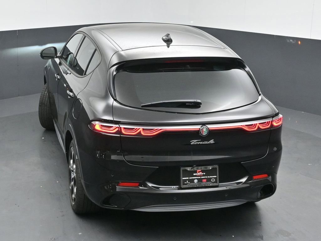 Used 2024 Alfa Romeo Tonale Ti w/ Premium Interior Package image 44