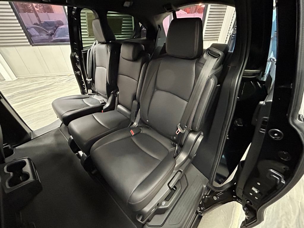 Used 2025 Honda Odyssey Sport-L image 9