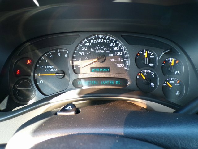 Used 2003 GMC Yukon SLT w/ 1SD Preferred Equipment Group image 17