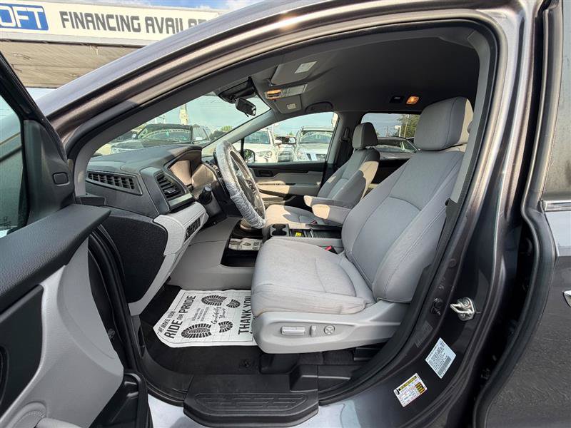 Used 2019 Honda Odyssey EX image 18
