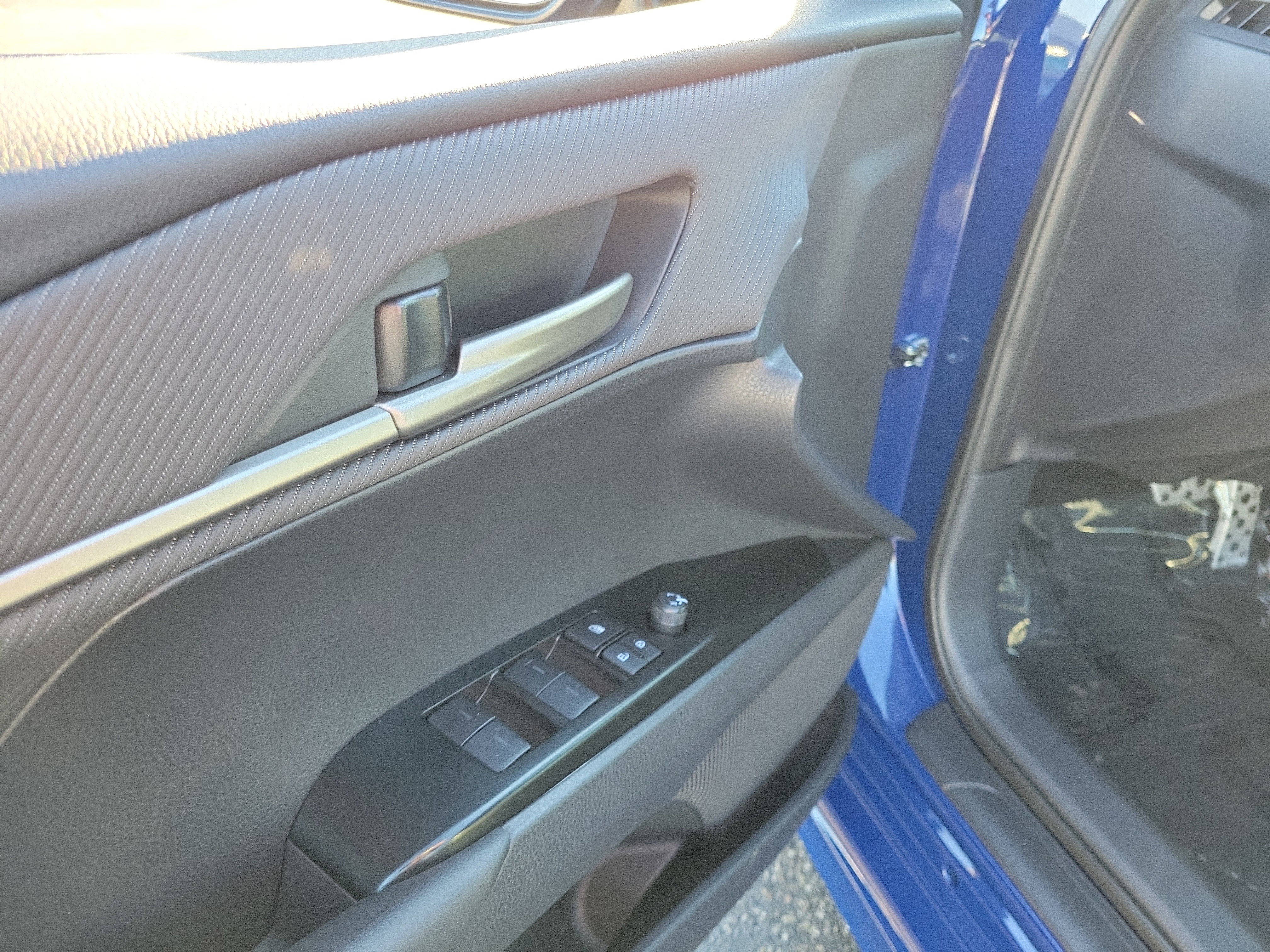 Used 2026 Toyota Camry SE FWD image 18