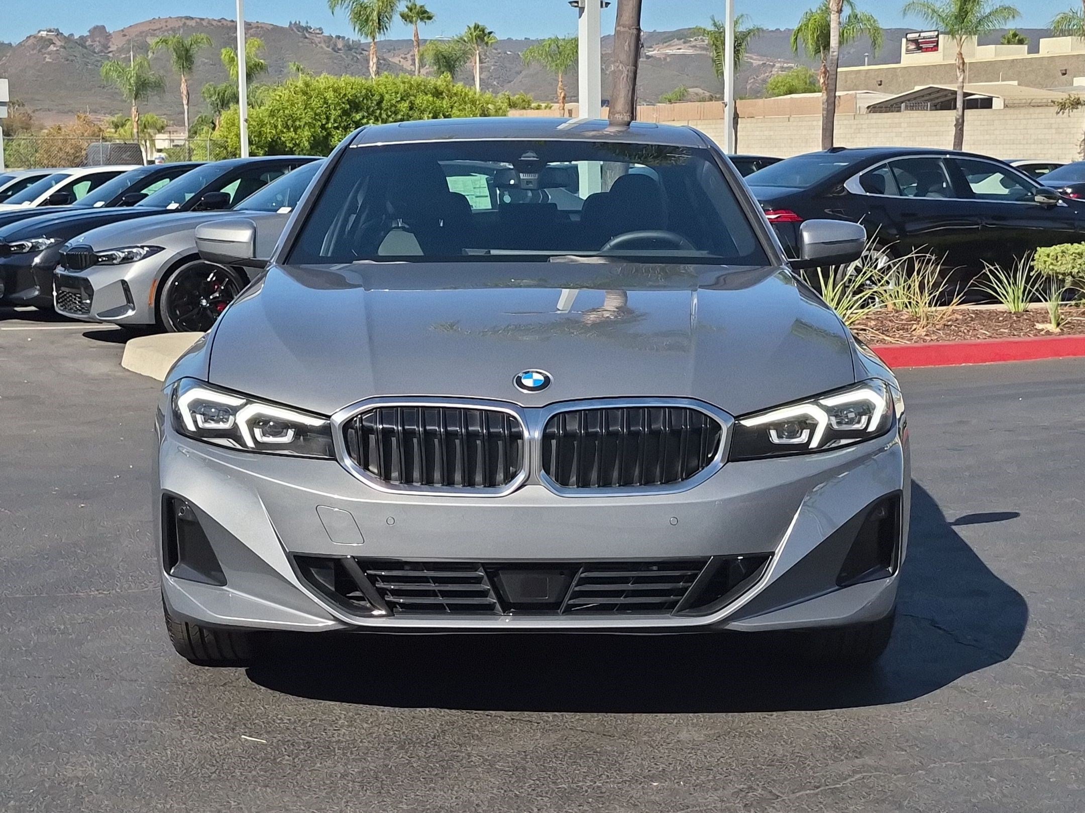 Used 2026 BMW 330i Sedan w/ Premium Package RWD image 3