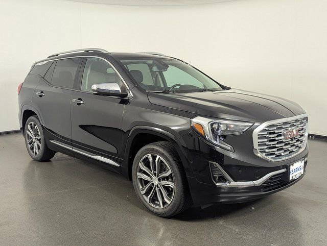 Used 2020 GMC Terrain Denali w/ GMC Pro Grade Package image 2
