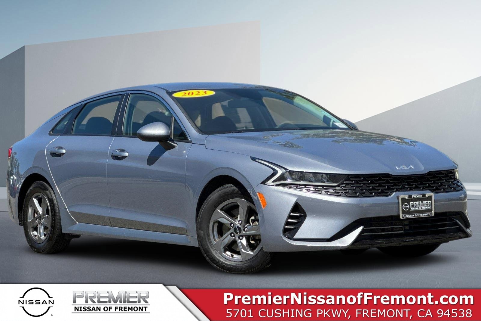 Used 2023 Kia K5 LXS image 1