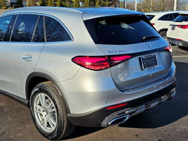 New 2026 Mercedes-Benz GLC 300 4MATIC image 12