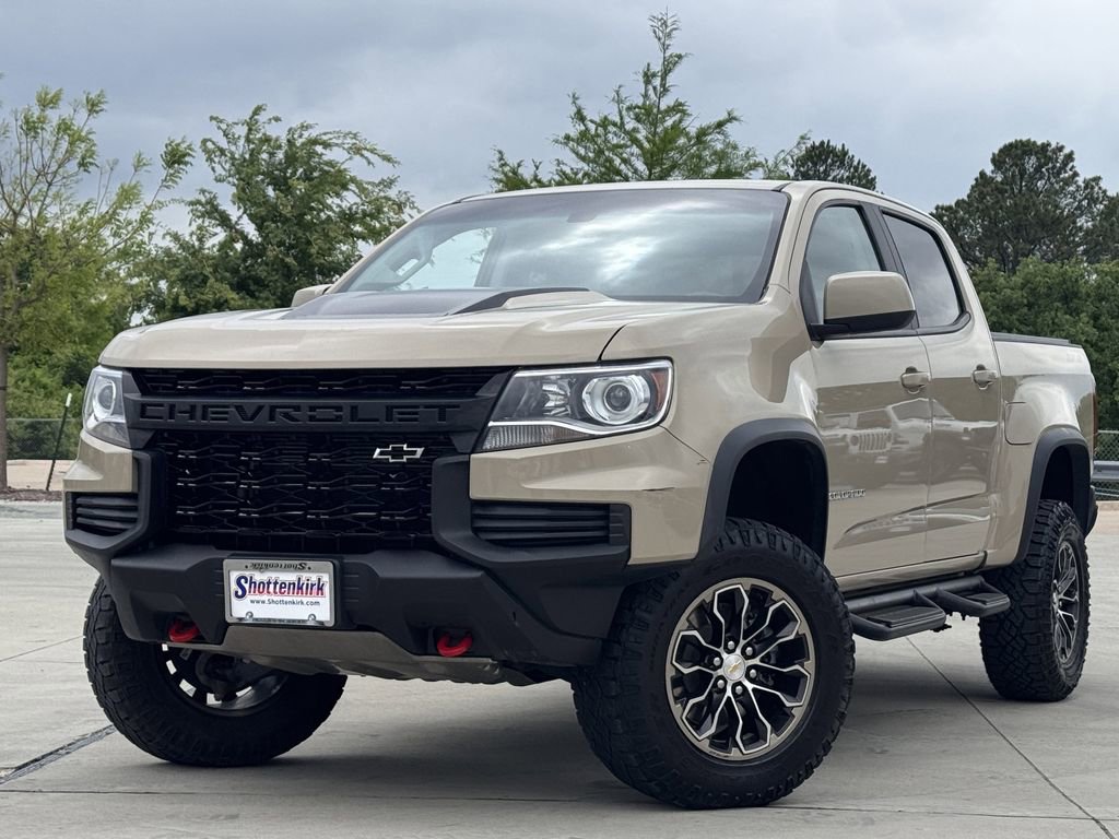 Used 2022 Chevrolet Colorado ZR2 image 2